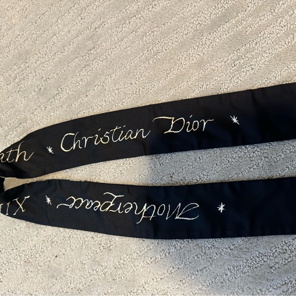 Christian Dior Death Silk Twilly - Picture 4 of 8